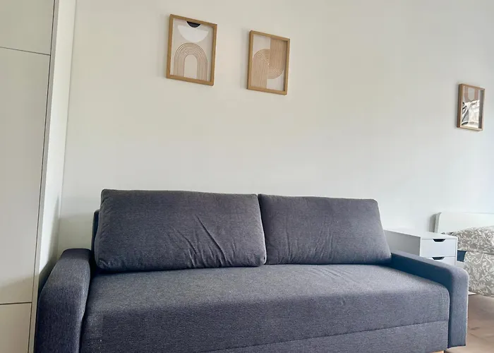 Modern Stylish Studio With Free Parking